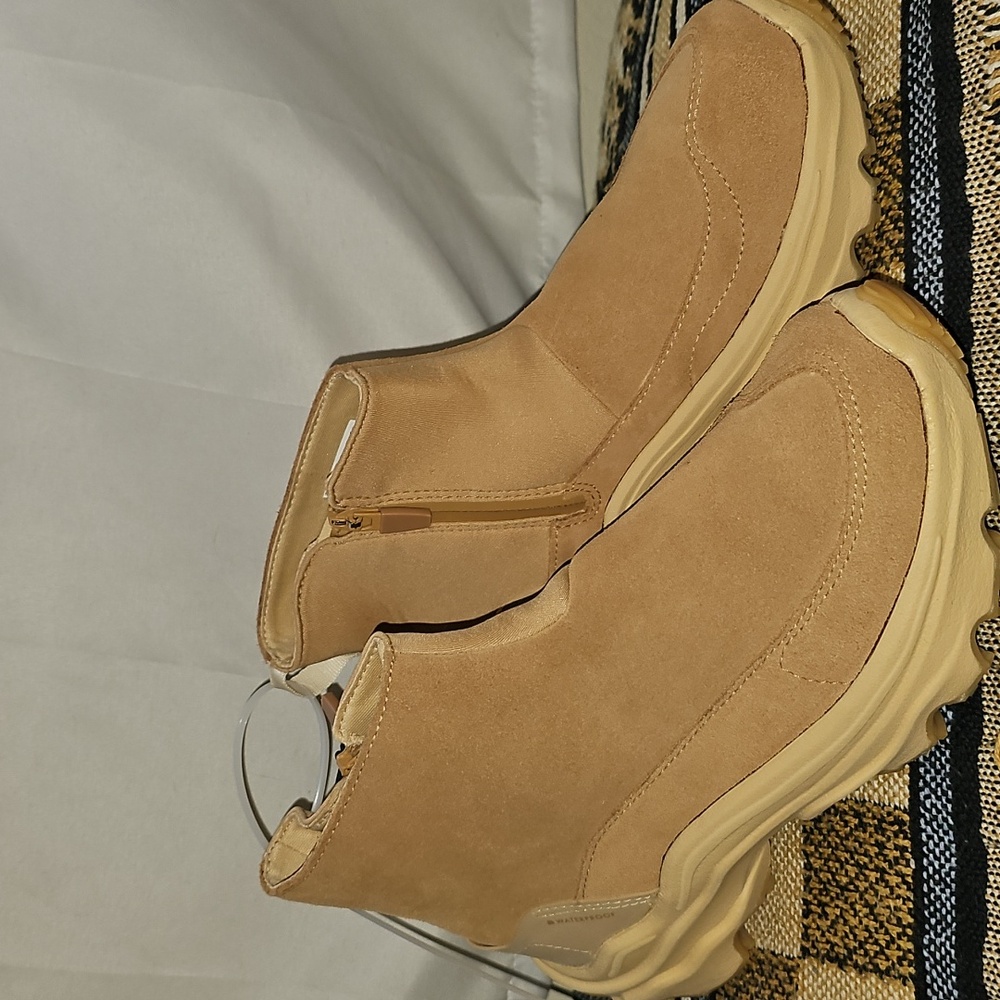 Sorel Acadia boots brown suede zipper closure neutral minimal waterproof new